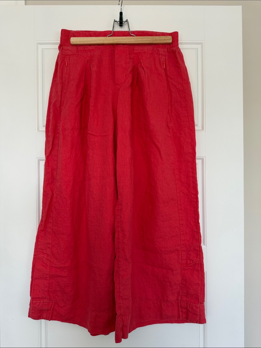 Athleta Coral Wide-Leg Capris